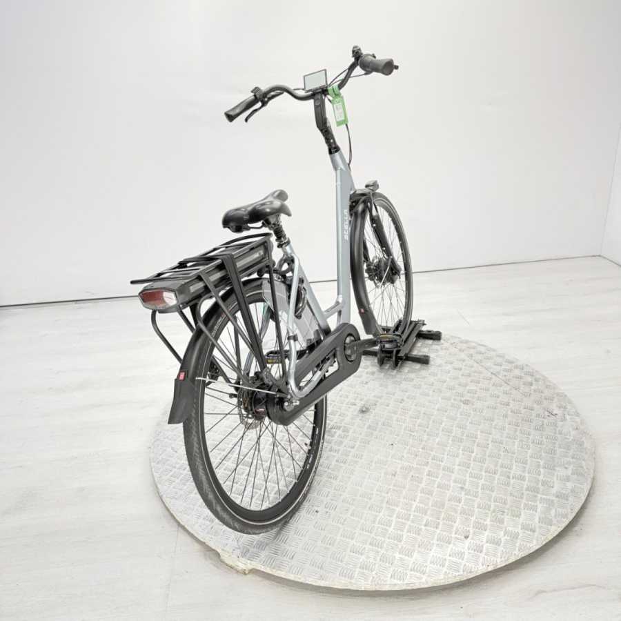 artpic public l 4211810