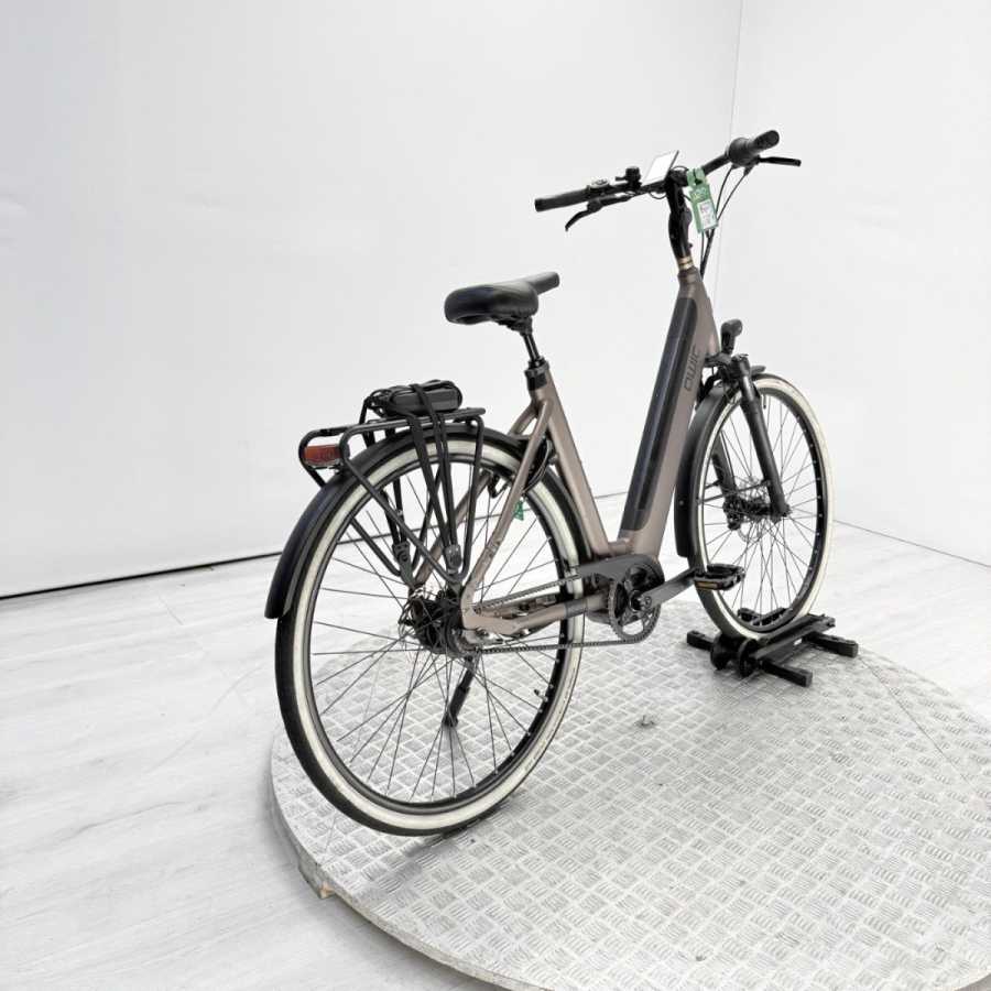 artpic public l 4250198