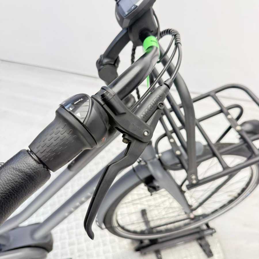 artpic public l 4286128