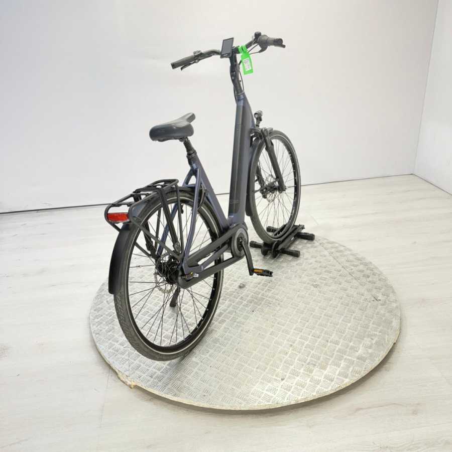 artpic public l 4343704