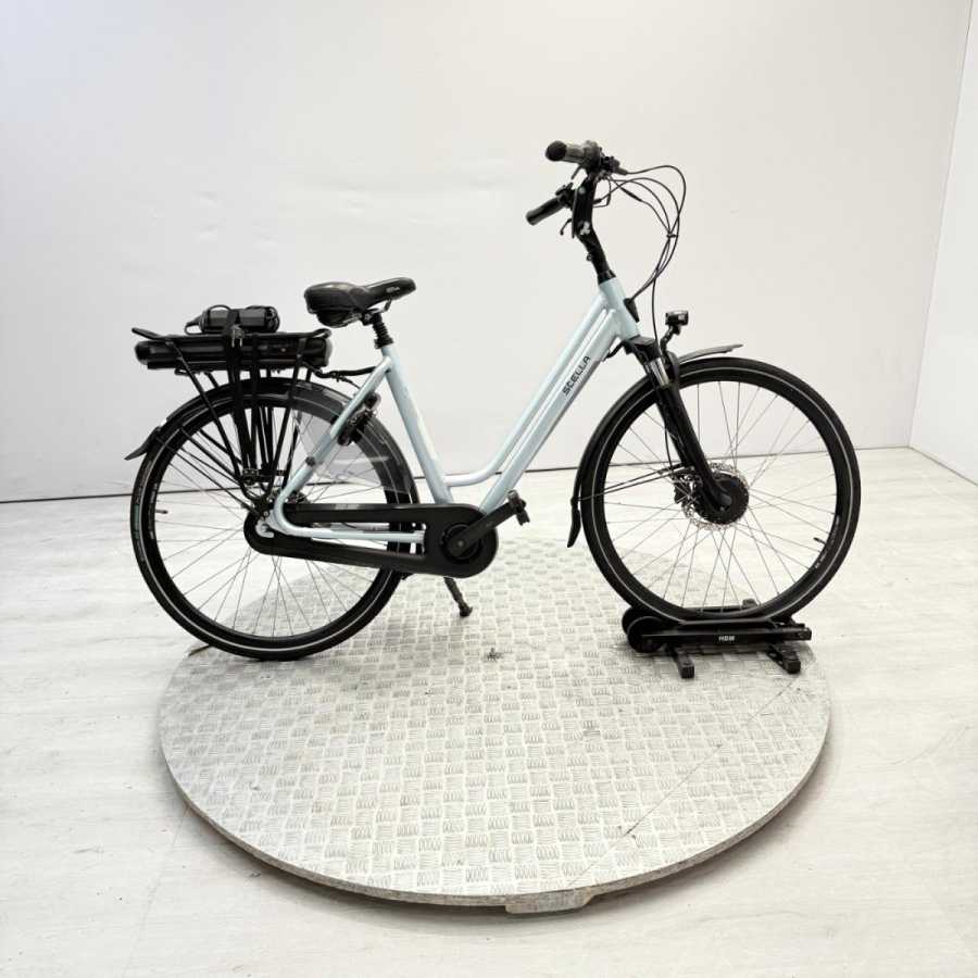 artpic public l 4386174