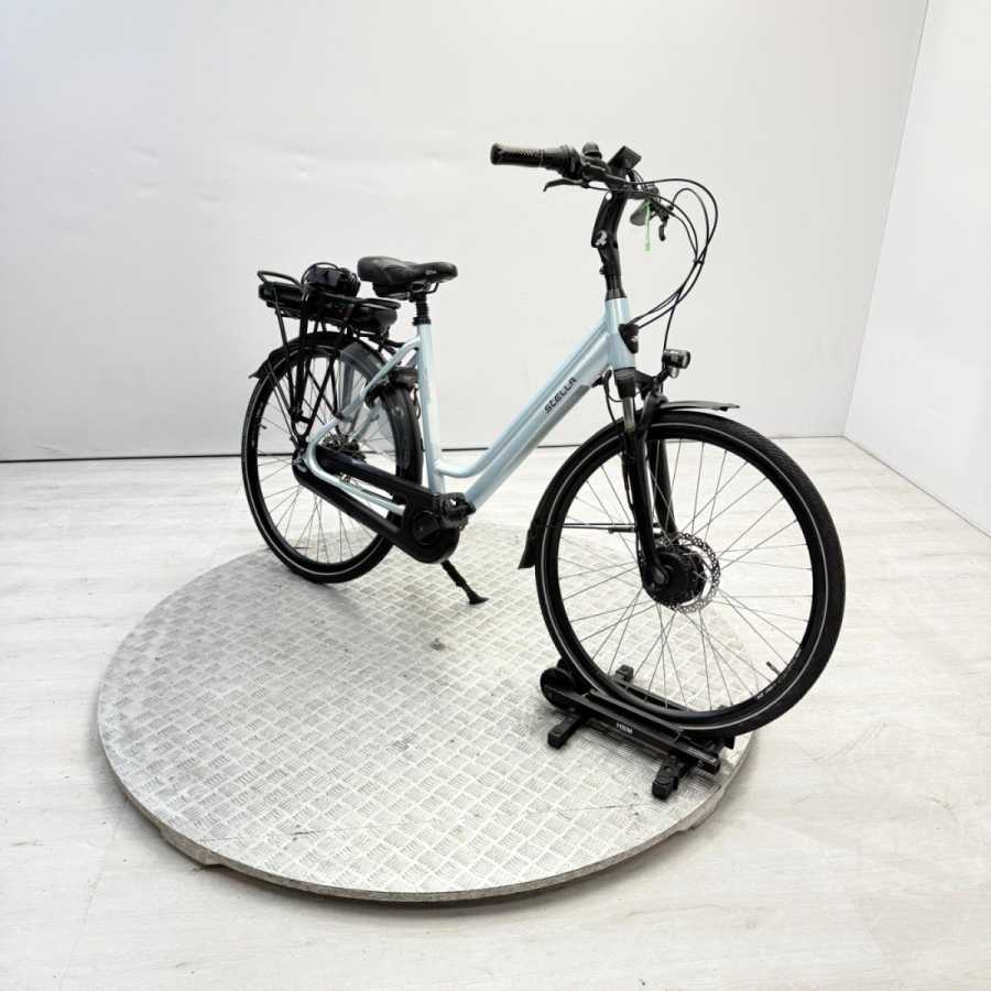 artpic public l 4386176