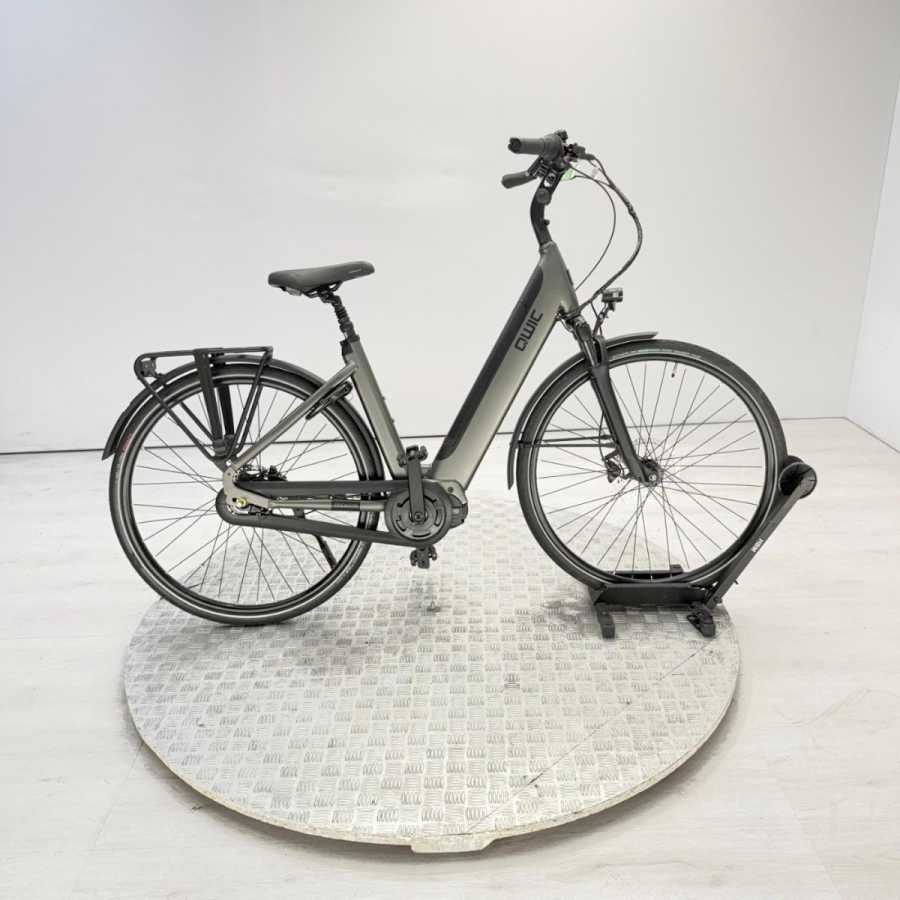 artpic public l 4388230