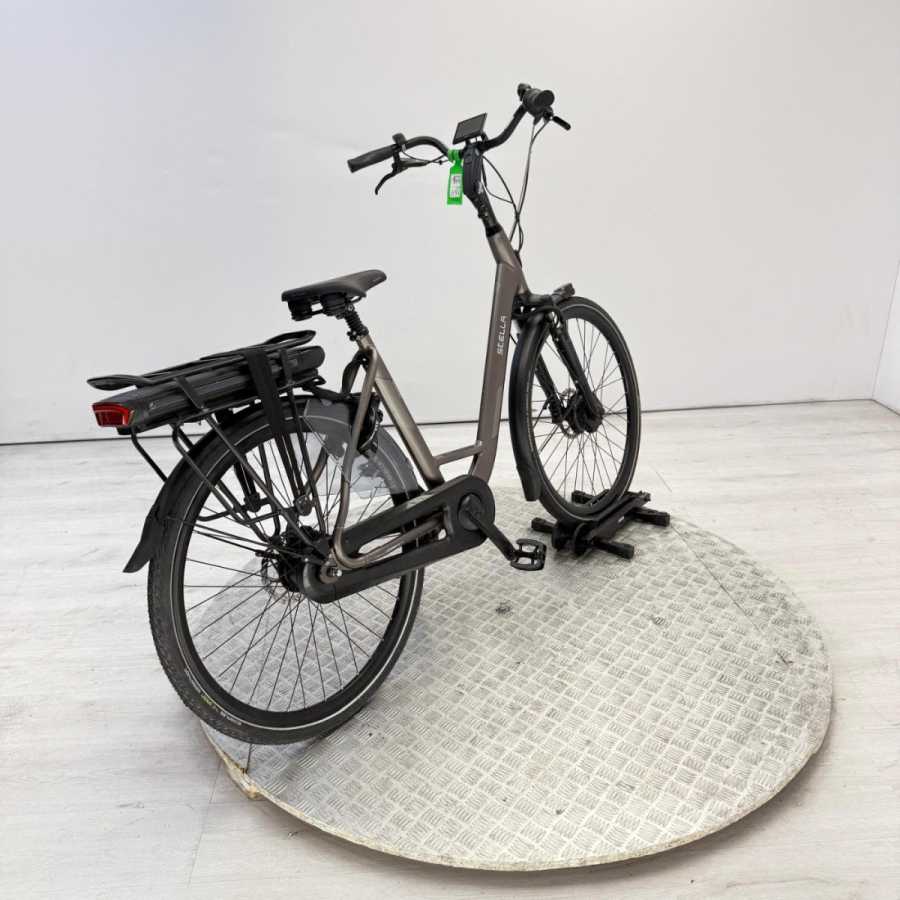 artpic public l 4415796