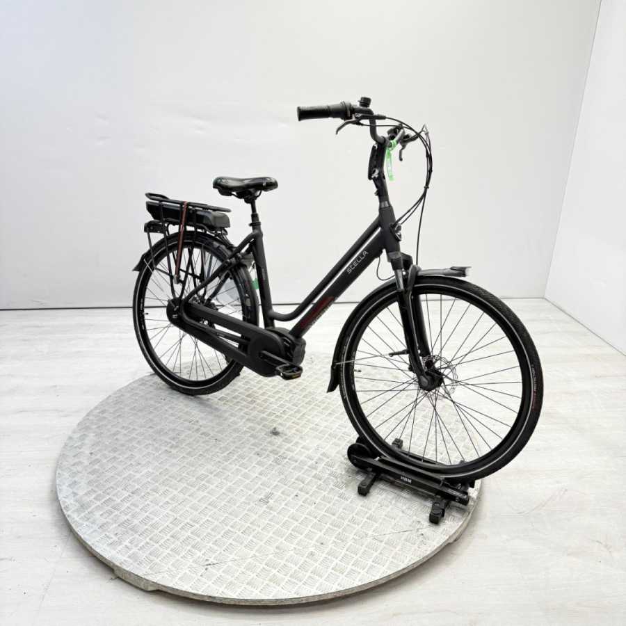 artpic public l 4386120