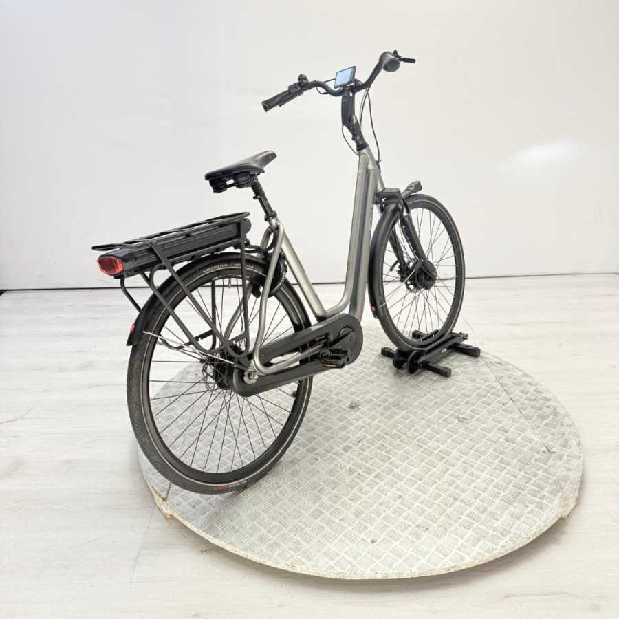 artpic public l 4381546