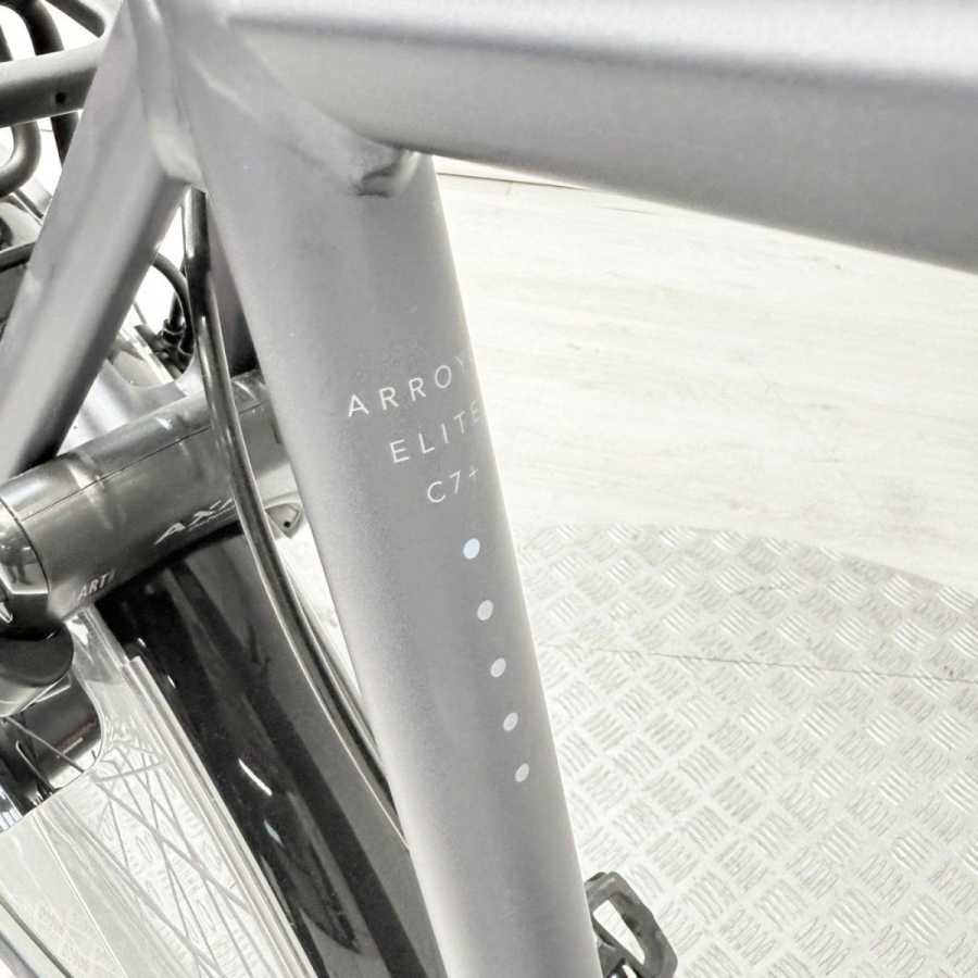 artpic public l 4438122