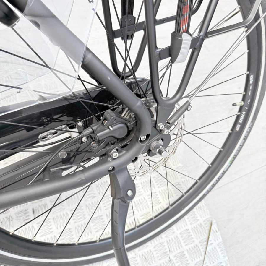 artpic public l 4386100