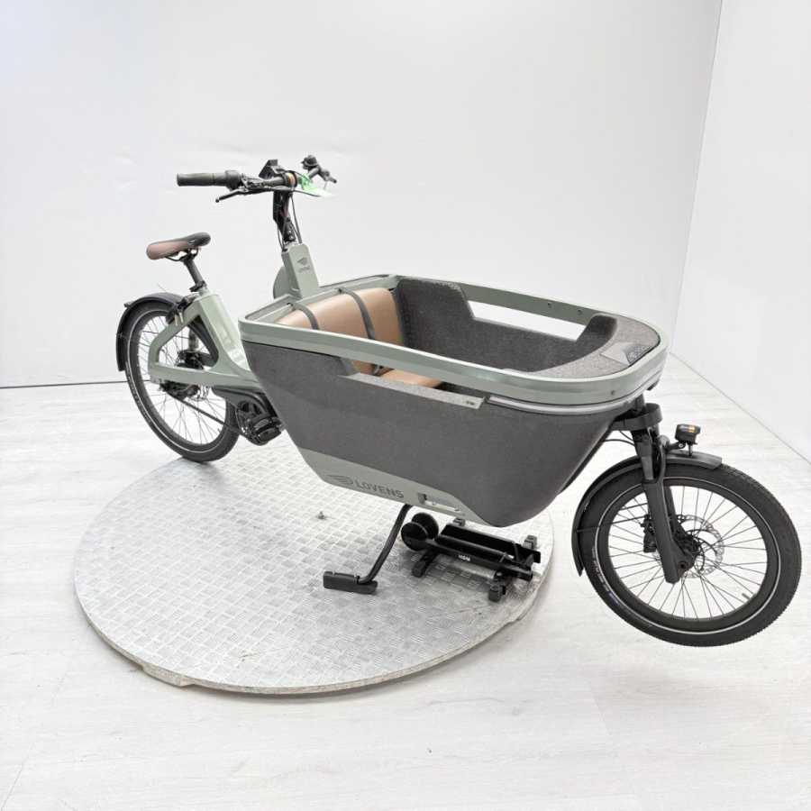 artpic public l 4386014