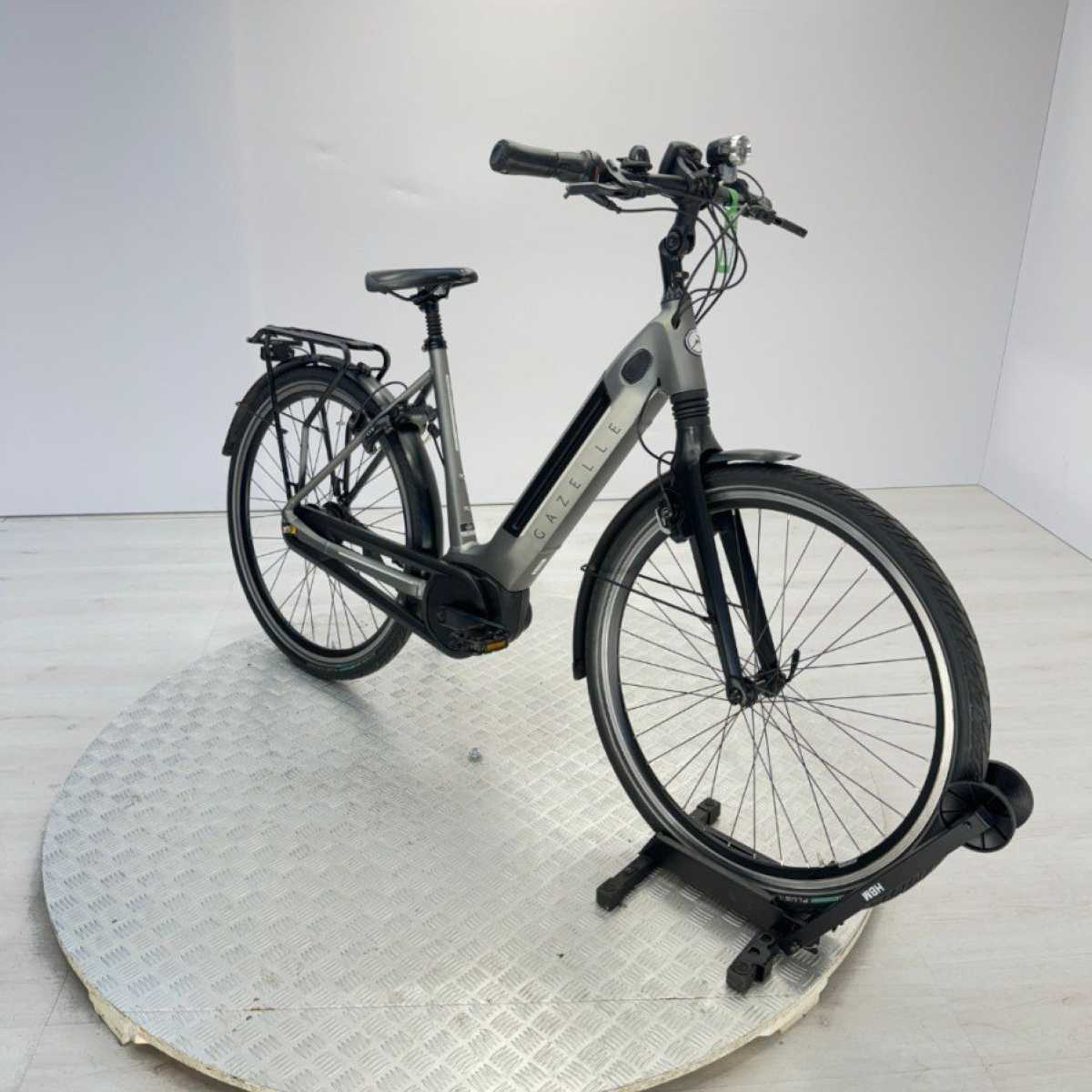 artpic public l 3931972